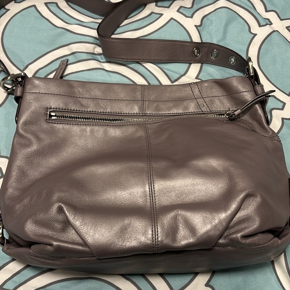 COACH STUDDED DUFFEL CROSSBODY APPLIQUE GRAFHITE LEATHER F16178 - Picture 2 of 6